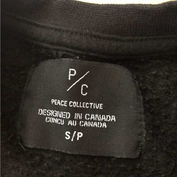 Peace Collective Raw Hem Cropped TO Toronto Black Fleece Sweatshirt Size S - Picture 8 of 10